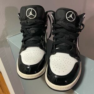 Nike Black and White High-Top Sneakers with Padded Collar